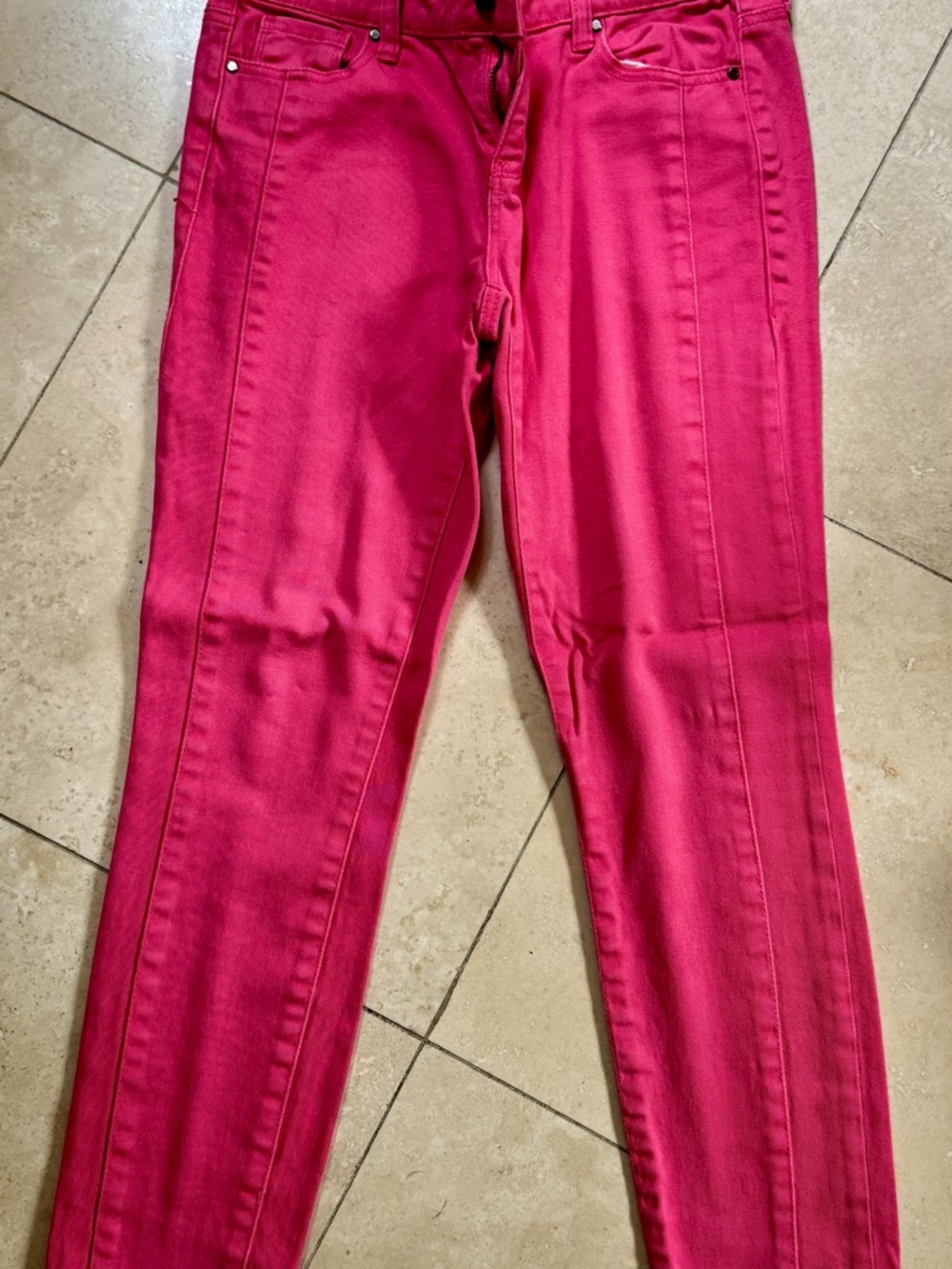 DKNY Slim Jeans